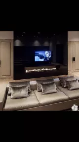 Luxe home cinema met sfeerhaard